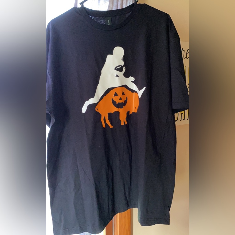 Men xl buffalo t shirt